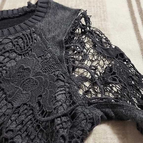 Free People “Pretty Rad” Sweater Gray Lace Crochet Split Back - Picture 5 of 8